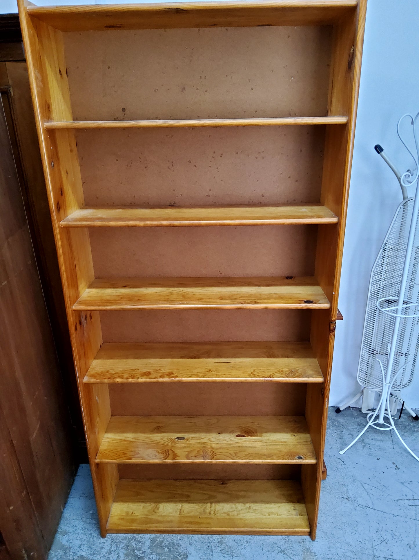 Bookshelf